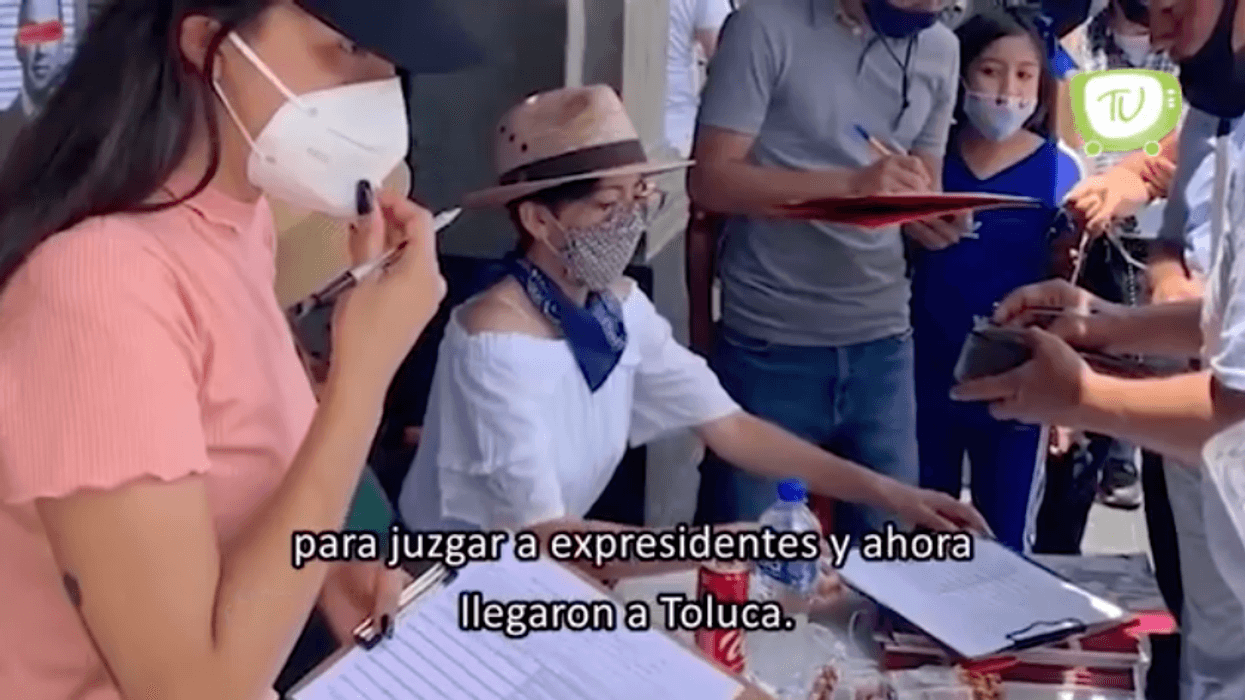 Colecta de firmas para juzgar a ex presidentes llega a Toluca.