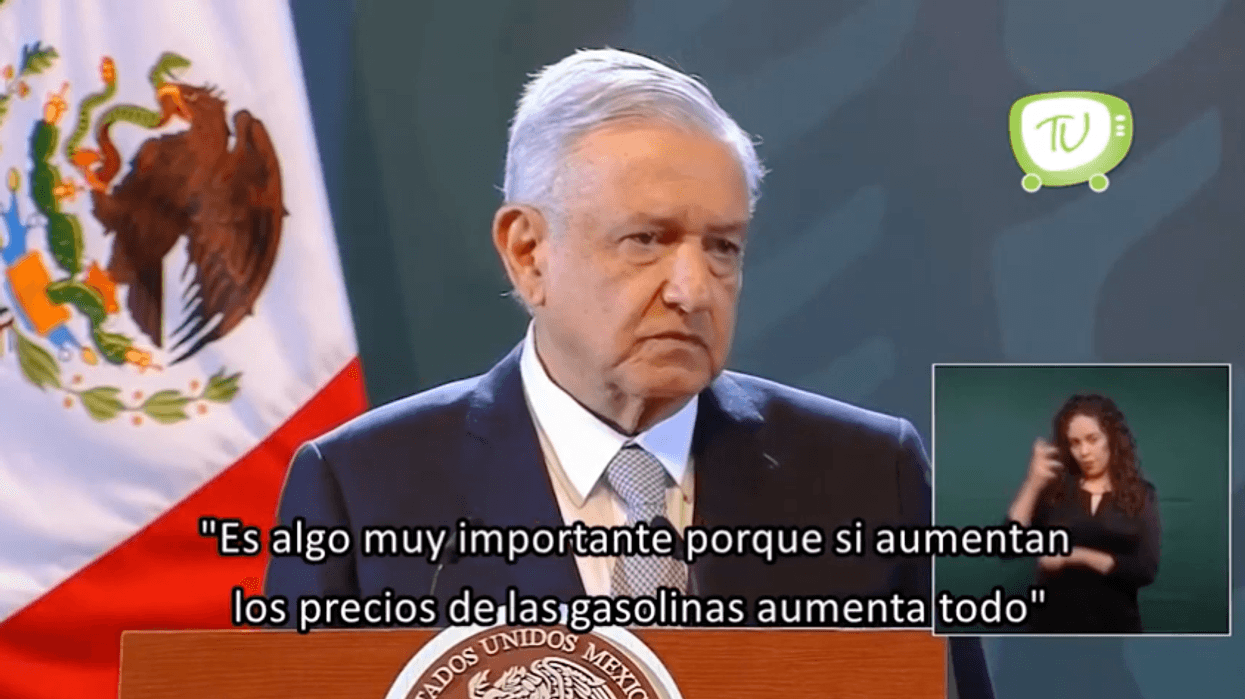Presenta AMLO informe sobre precios del combustible en México.