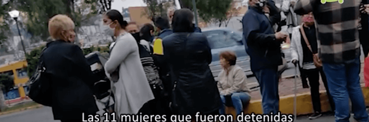 Mujeres detenidas en la CODHEM presentan denuncia por agresiones.