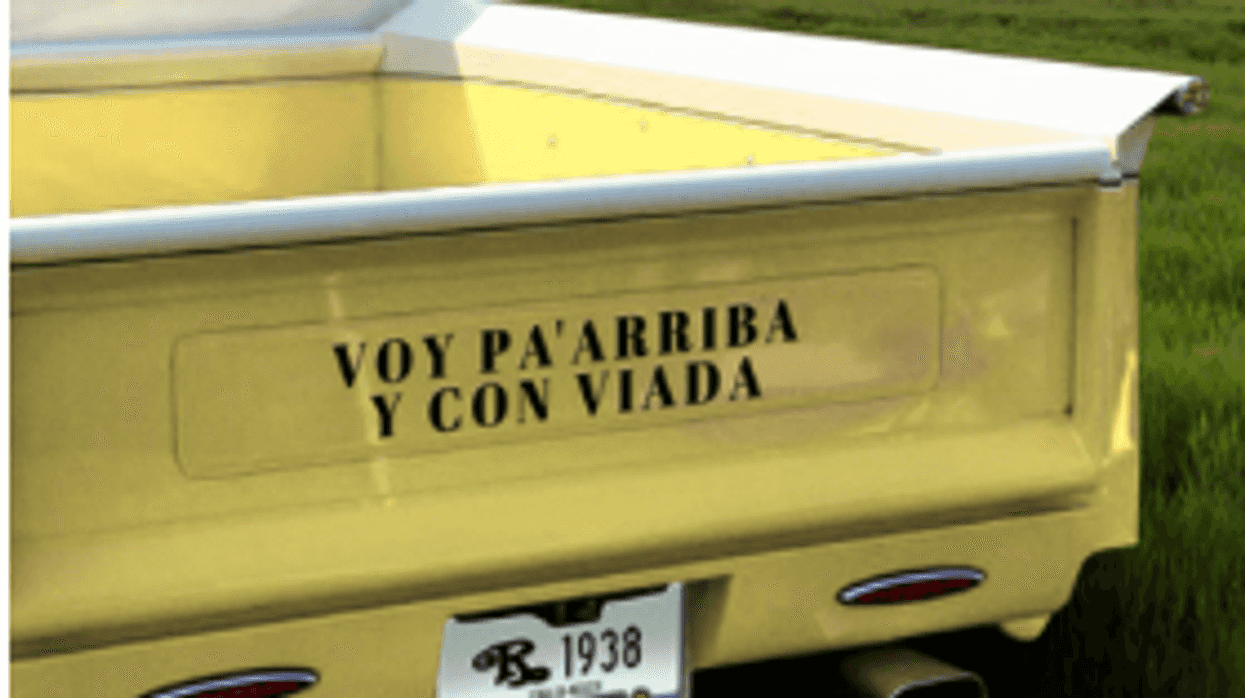 Banda el Recodo de Cruz Lizárraga lanza su nuevo sencillo "Voy pa´Arriba y con Viada".