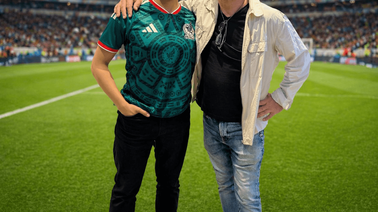 Sergio Maya y Chao lanzan tema rumbo a la fiesta del Futbol.