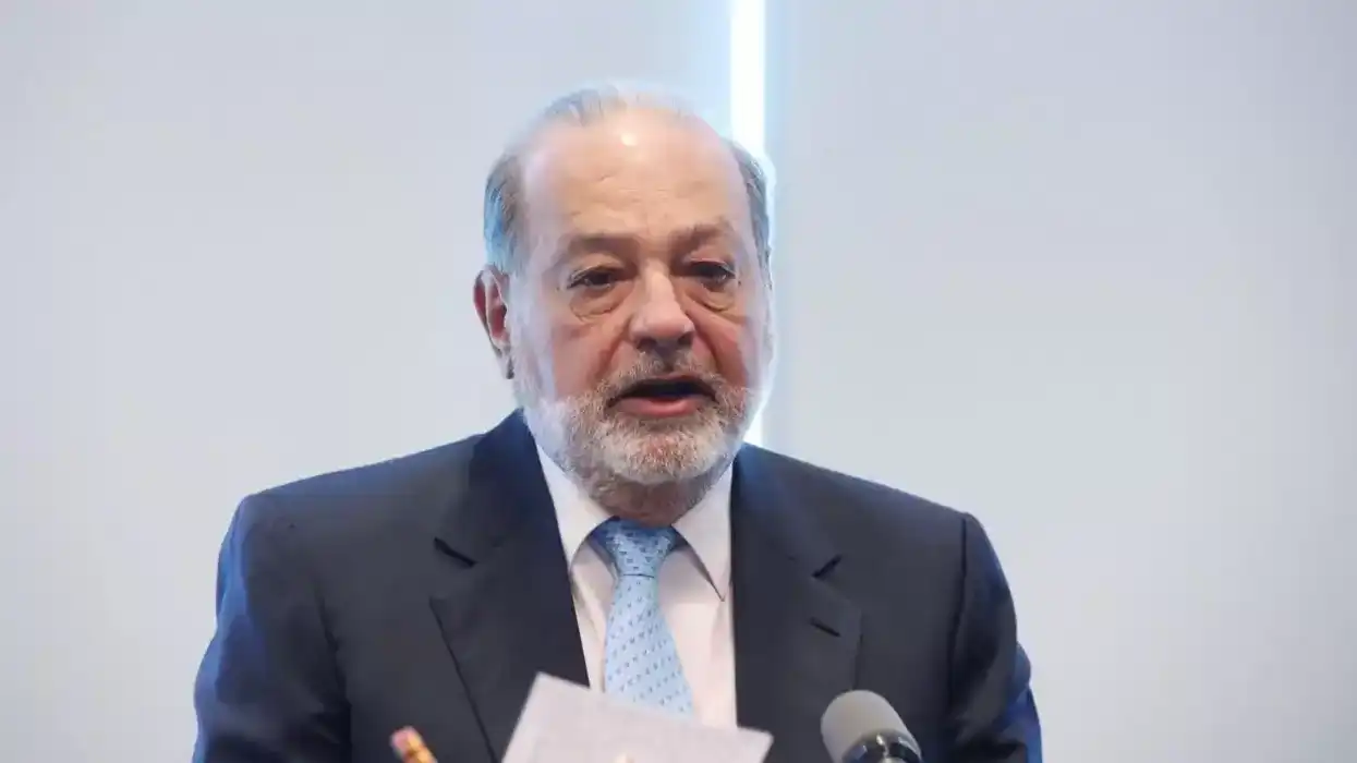 El empresario Carlos Slim dio positivo a COVID-19.