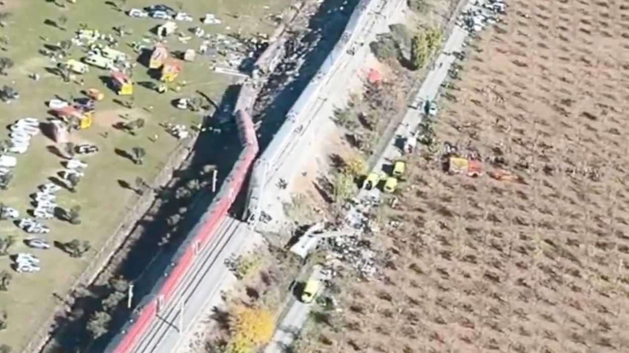 luto-oficial-y-labores-de-rescate-tras-choque-de-trenes-en-espana