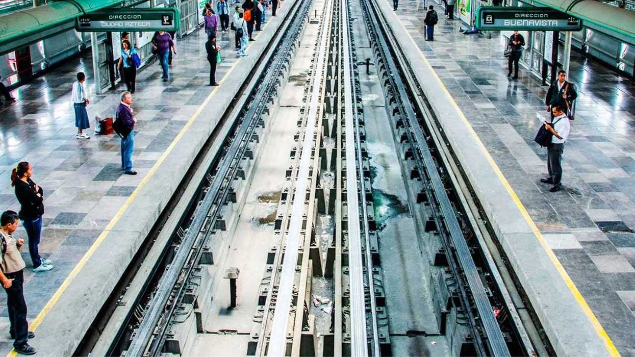 Metro CDMX registra afluencia alta en algunas líneas este 20 de agosto.