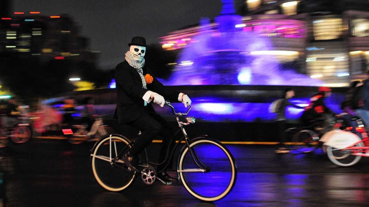 paseo-nocturno-muevete-en-bici-2026-dia-de-muertos