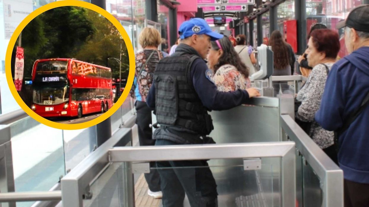 People in a bus station queue; inset shows a red double-decker bus labeled "La Diana."