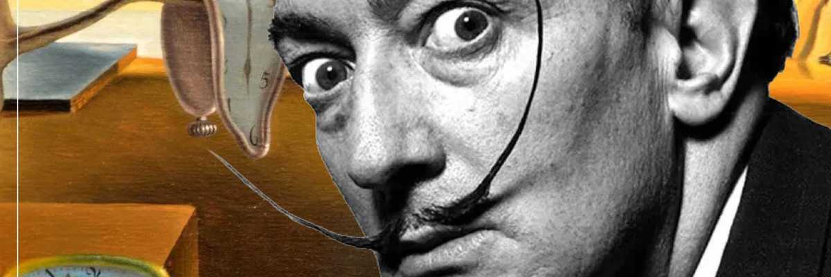 Salvador Dalí sobre una de sus obras más famosas, la de los relojes derritiendose sobre un desierto.